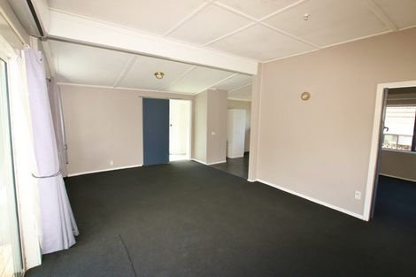 Photo of property in 10a Lewis Street, Blockhouse Bay, Auckland, 0600