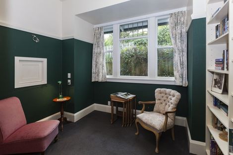 Photo of property in 164 Hackthorne Road, Cashmere, Christchurch, 8022