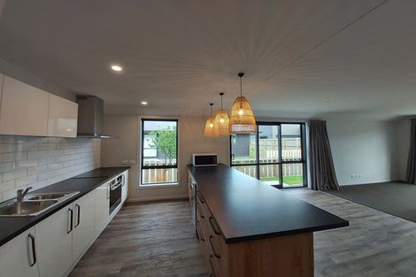 Photo of property in 35 Cheltenham Road, Lower Shotover, Queenstown, 9304