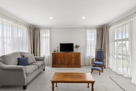 Photo of property in 2/653 Bank Street, Te Awamutu, 3800