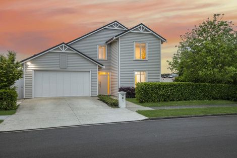 Photo of property in 5 Turua Rise, Karaka, Papakura, 2113