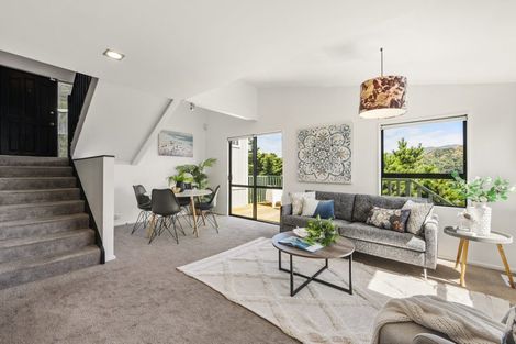 Photo of property in 20 Bay Lair Grove, Island Bay, Wellington, 6023