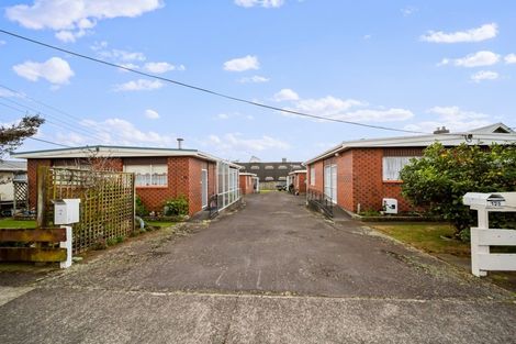Photo of property in 3/127 Lemon Street, New Plymouth, 4312