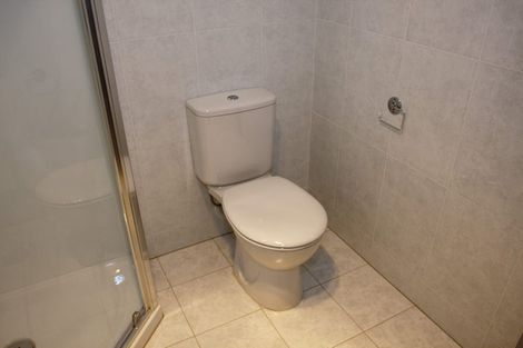 Photo of property in 33 Edgewood Way, Henderson, Auckland, 0612