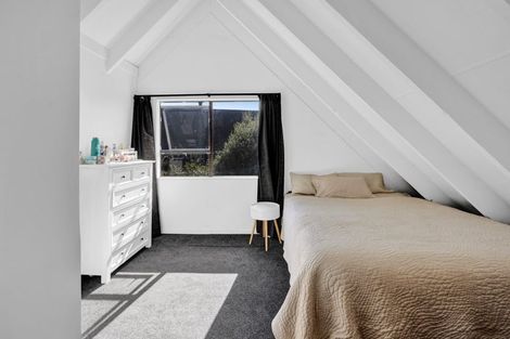 Photo of property in 6 Antonia Place, Bell Block, New Plymouth, 4312