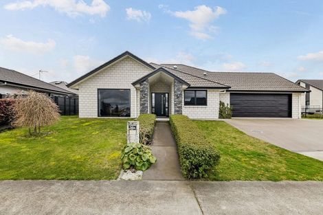 Photo of property in 39a Norfolk Drive, Cambridge, 3434