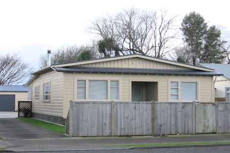 Photo of property in 9 Marne Street, Hokowhitu, Palmerston North, 4410