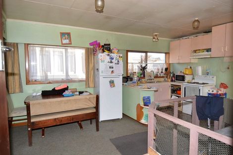 Photo of property in 174 Dalrymple Street, Strathern, Invercargill, 9812