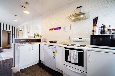 Photo of property in 106 Queen Street, North Dunedin, Dunedin, 9016