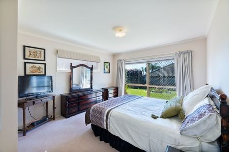 Photo of property in 5 Highfields Terrace, Henderson, Auckland, 0612