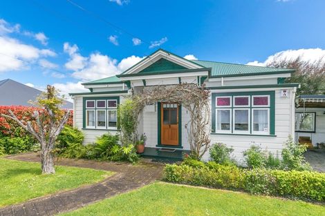 Photo of property in 106 Forest Lake Road, Forest Lake, Hamilton, 3200