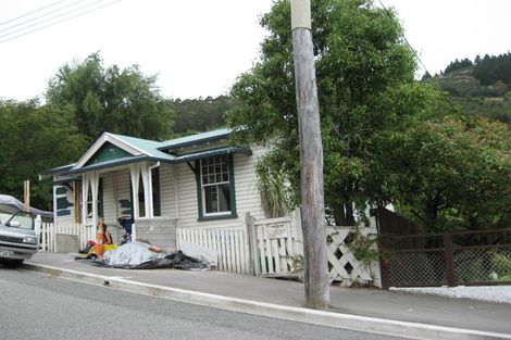 Photo of property in 84 Saint Davids Street, Lyttelton, 8082