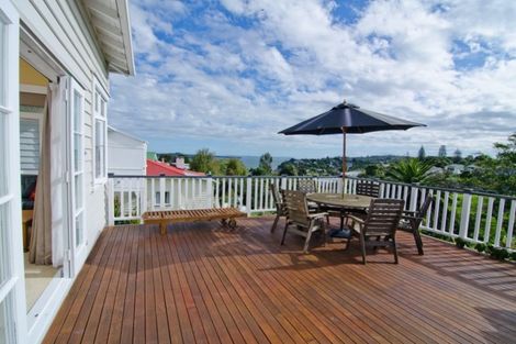 Photo of property in 54 Quadrant Road, Onehunga, Auckland, 1061