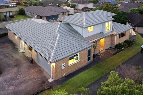 Photo of property in 147f Sturges Road, Henderson, Auckland, 0612