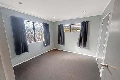 Photo of property in 10 Kebbell Avenue, Levin, 5510