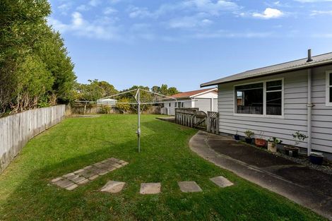 Photo of property in 102 Ruapehu Street, Paraparaumu, 5032