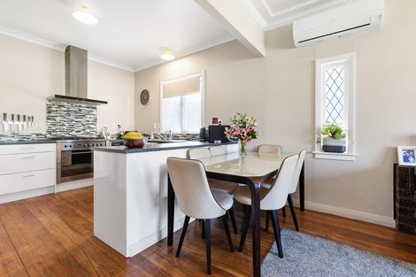 Photo of property in 2 Gibson Road, Tuakau, 2121