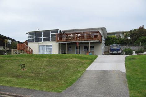 Photo of property in 1 Little Barrier Avenue, Manly, Whangaparaoa, 0930