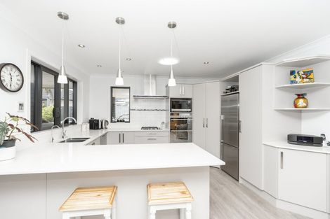 Photo of property in 6 Kentwood Place, Flagstaff, Hamilton, 3210