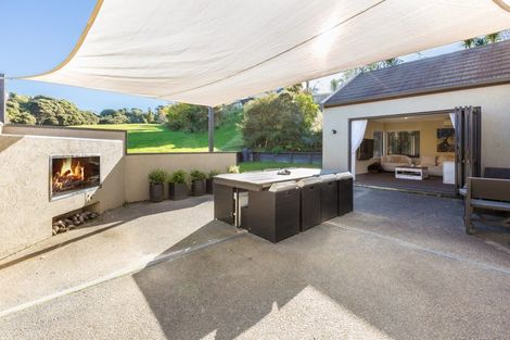 Photo of property in 8 Bowman Place, Whitby, Porirua, 5024