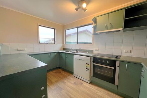 Photo of property in 22 Kingsway Crescent, Forest Lake, Hamilton, 3200