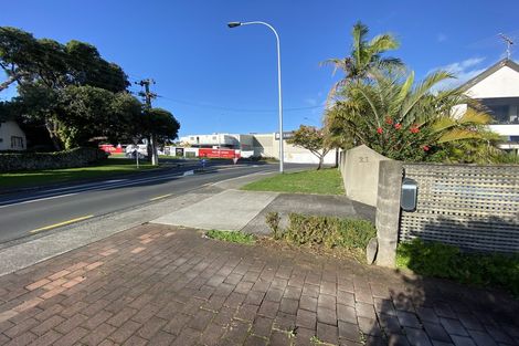 Photo of property in 2/21 Omana Road, Milford, Auckland, 0620