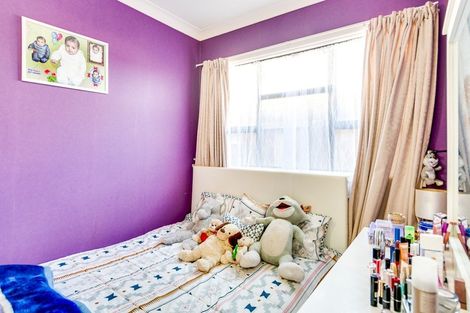 Photo of property in 415 Massey Street, Akina, Hastings, 4122