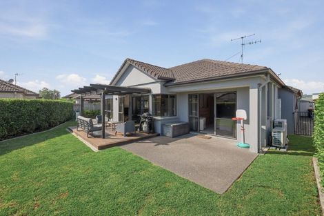 Photo of property in 20 Ohope Place, Papamoa Beach, Papamoa, 3118