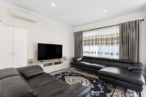 Photo of property in 10 Grey Warbler Road, Hobsonville, Auckland, 0616