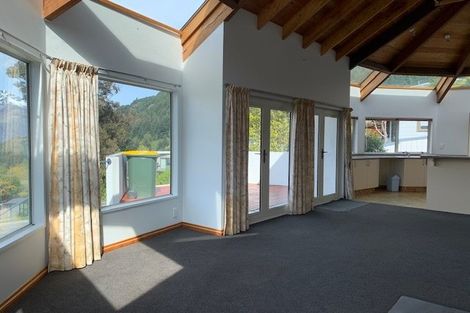 Photo of property in 9a Arawata Terrace, Fernhill, Queenstown, 9300