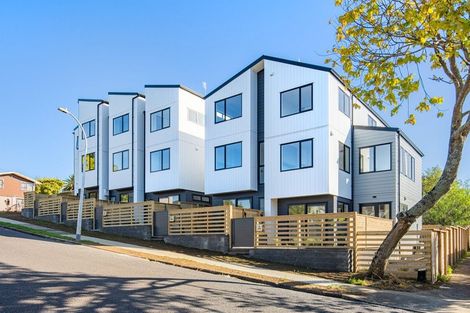 Photo of property in 2c Grove Lane, Pakuranga, Auckland, 2010