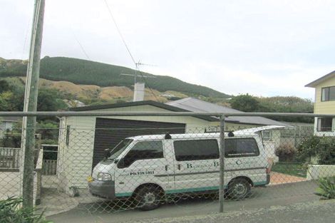 Photo of property in 4 Bell Street, Tawa, Wellington, 5028