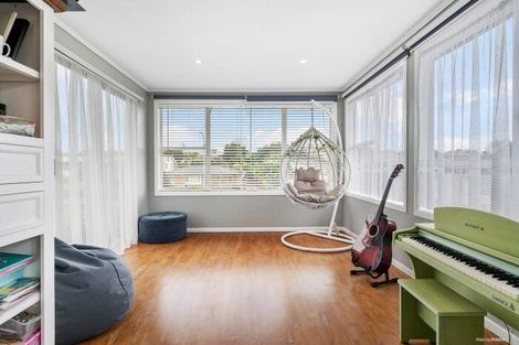 Photo of property in 11 Owens Road, Waiuku, 2123