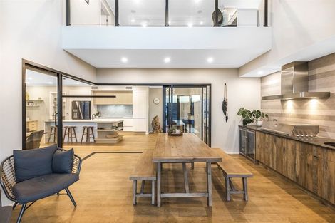 Photo of property in 4 Rotorua Grove, Aotea, Porirua, 5024