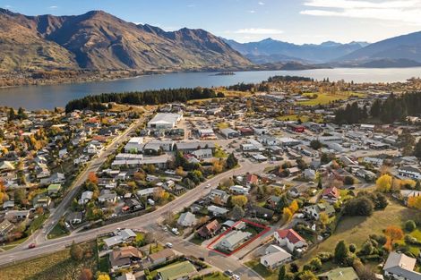 Photo of property in 5 Mount Iron Drive, Wanaka, 9305
