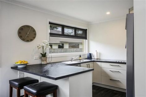 Photo of property in 30 Skerries Street, Outram, 9019