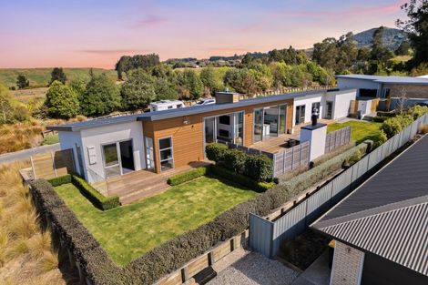 Photo of property in 21 Awa Toru Drive, Fairfield, Dunedin, 9018