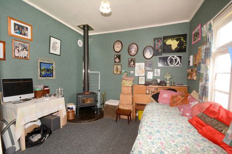 Photo of property in 15 Osmond Street, South Dunedin, Dunedin, 9012