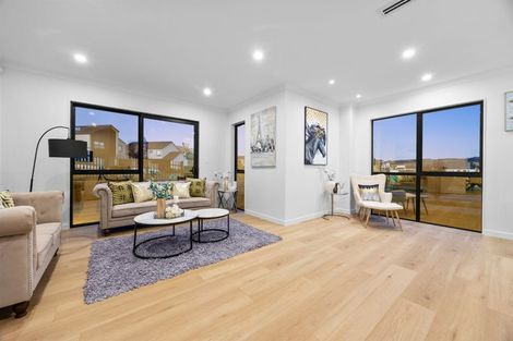 Photo of property in 2 Laurel Drive, Rosehill, 2113