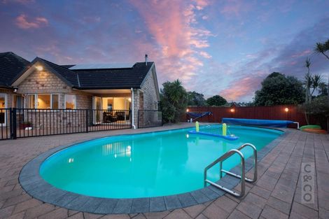 Photo of property in 17 Deacon Road, Riverhead, Kumeu, 0892