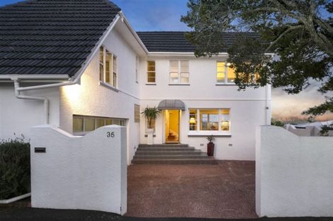 Photo of property in 35 Princes Street, Northcote Point, Auckland, 0627