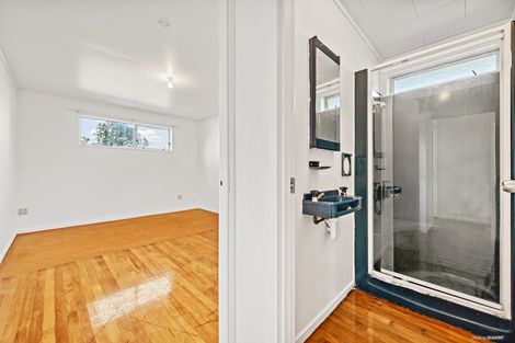 Photo of property in 33 Mcdivitt Street, Manurewa, Auckland, 2102