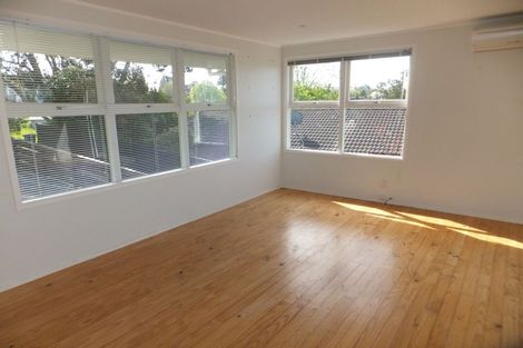 Photo of property in 46 Deuxberry Avenue, Northcote, Auckland, 0627