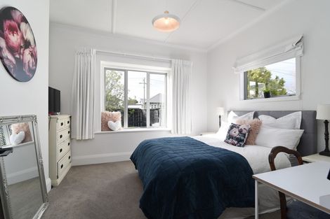 Photo of property in 18 Pretoria Avenue, Saint Clair, Dunedin, 9012