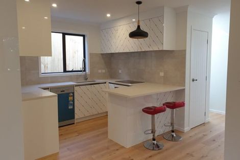 Photo of property in 210b Forrest Hill Road, Forrest Hill, Auckland, 0620