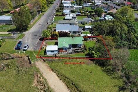 Photo of property in 35 Neptune Street, Dannevirke, 4930