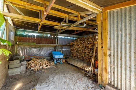 Photo of property in 16 Leon Place, Waitara, 4320