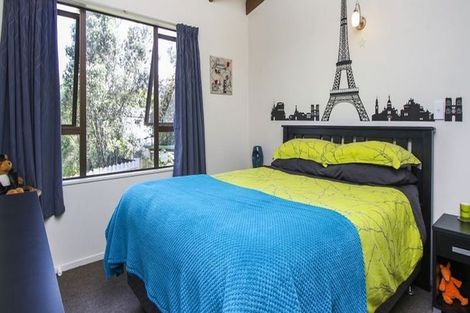 Photo of property in 142 Moire Road, West Harbour, Auckland, 0618