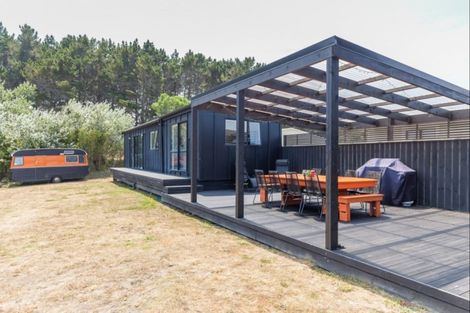 Photo of property in 56 Koputara Road, Himatangi Beach, Foxton, 4891