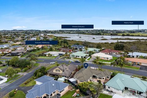 Photo of property in 179 Lakeside Drive, Orewa, 0931